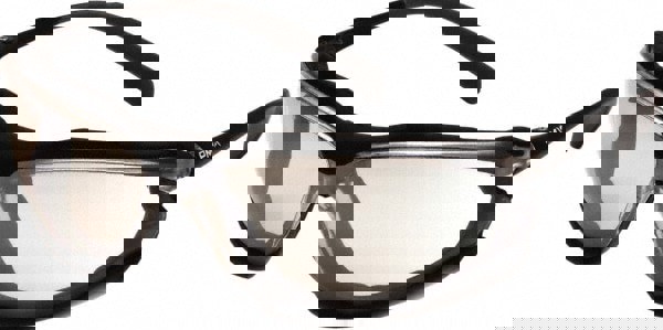 Safety Glass: Anti-Fog & Scratch-Resistant, Full-Framed, UV Protection