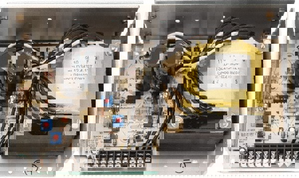 80 Watt, 3.40 Amp, 100 VAC, 120 VAC, 220 VAC, 230 VAC, 240 VAC Input, 12 VDC Output, Power Supply