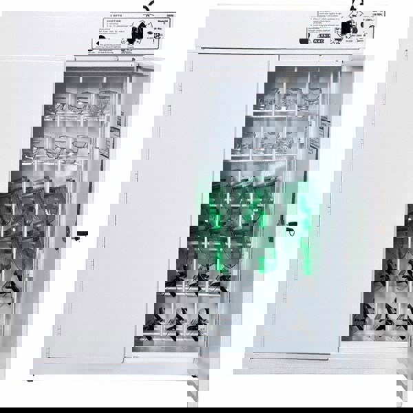 Eyewear Dispensers; Mount Type: Wall