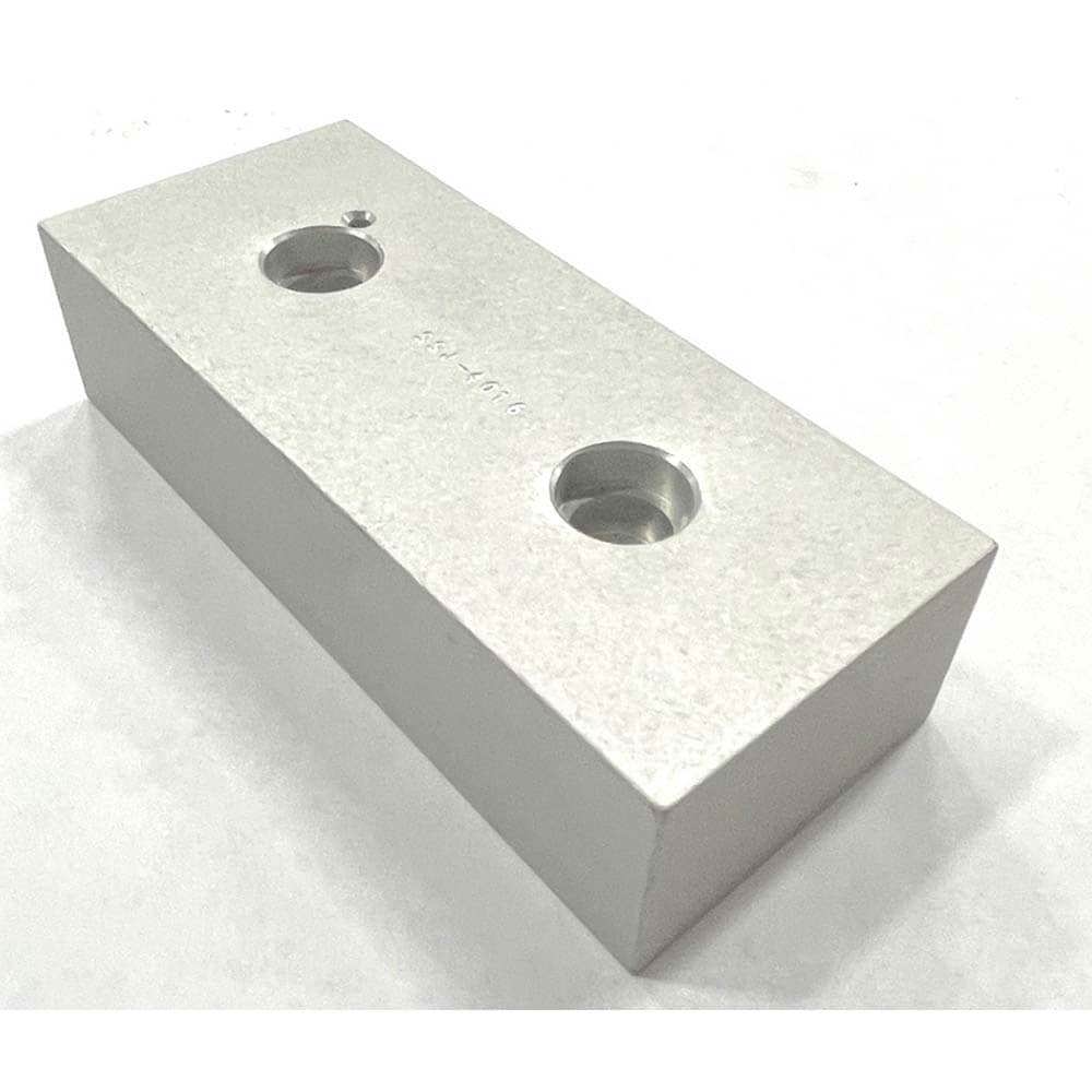 Vise Jaw: 203.2 mm Wide, 2
