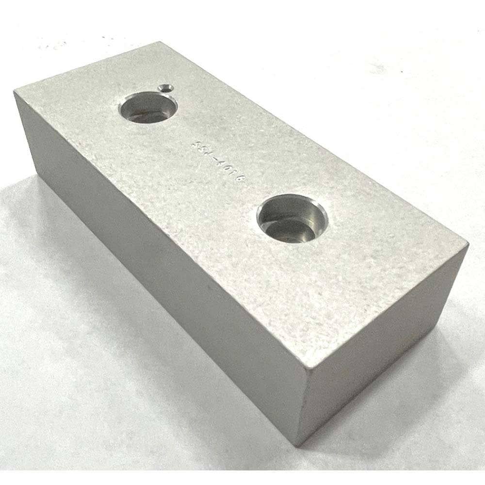 Vise Jaw: 203.2 mm Wide, 2