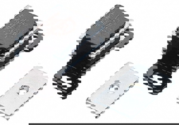 Catches; Overall Width: 0.71; 45/64