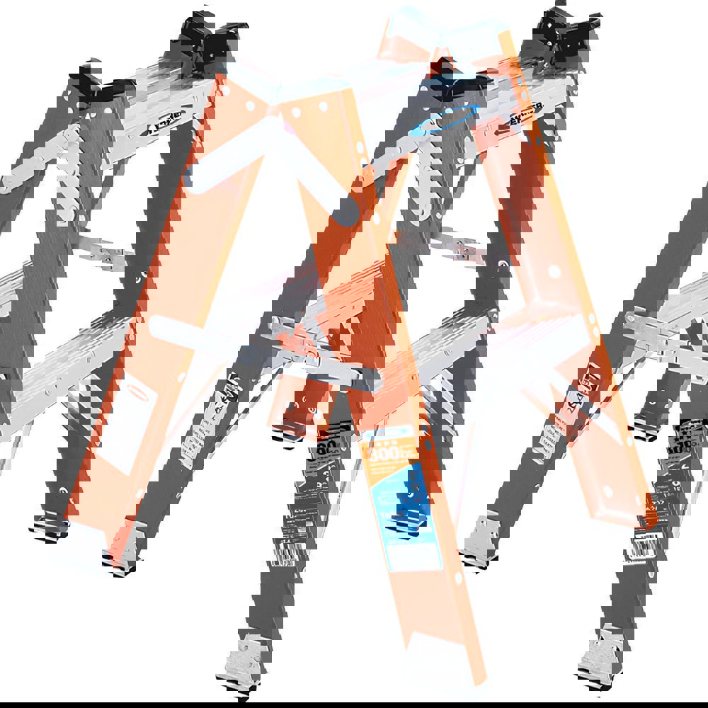 1 Step Fiberglass Step Ladder: Type IA