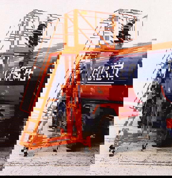 Steel Cantilever Rolling Ladder: 9 Step