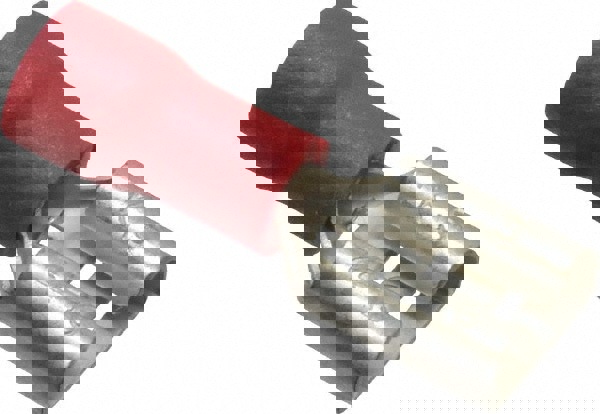 Wire Disconnect: Female, Red, Vinyl, 22-16 AWG, 1/4