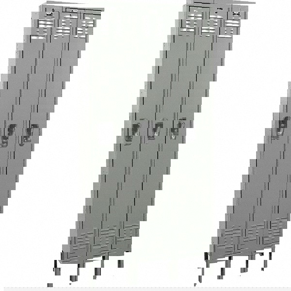 3-Wide Locker: 15