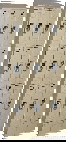 3-Wide Locker: 12