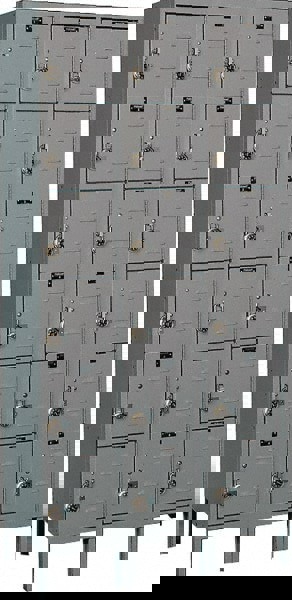 3-Wide Locker: 12
