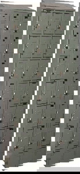 3-Wide Locker: 12