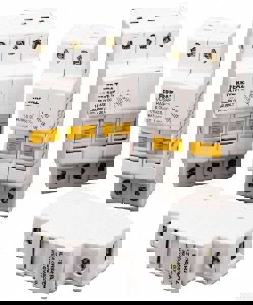 3 Pole, 1000 VDC and 800 VAC, 30 Amp, DIN Rail Mount Fuse Holder