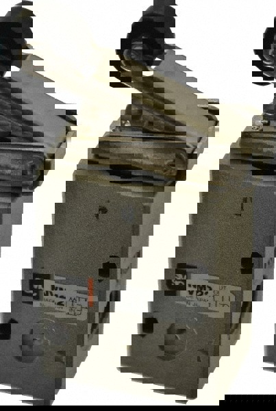 Mechanically Operated Valve: 2-Way & 2-Position, Roller Lever Actuator, 1/4