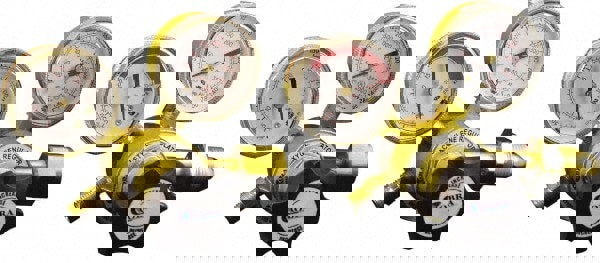 540 CGA Inlet Connection, B Fitting, 30 Max psi, Oxy-Acetylene Welding Regulator