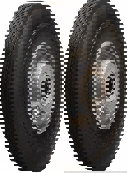 Rubber Caster Wheel: Rubber on Aluminum, 0.75