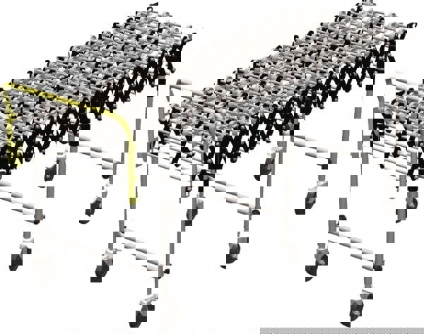 18 Inches Wide x 2.7 Ft. to 8 Ft. Extended Length Flexible Conveyor