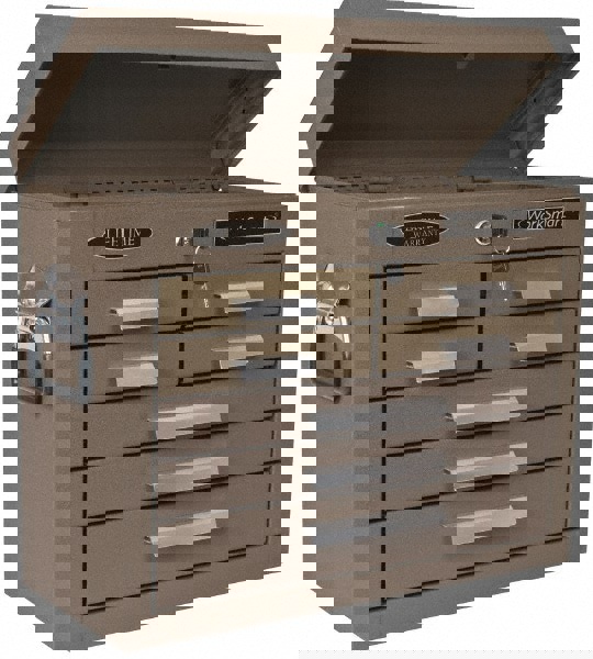 Tool Chest: 7 Drawers, 8-1/2