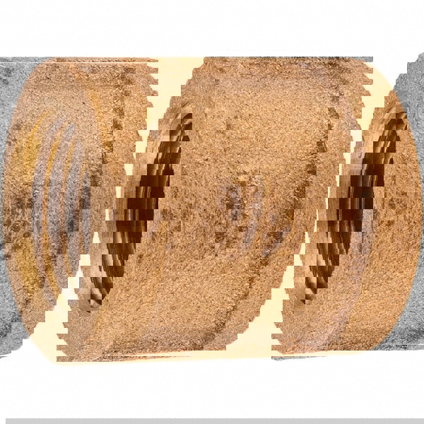 Brass Pipe Coupling: 1/2