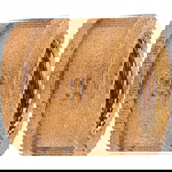 Brass Pipe Coupling: 1