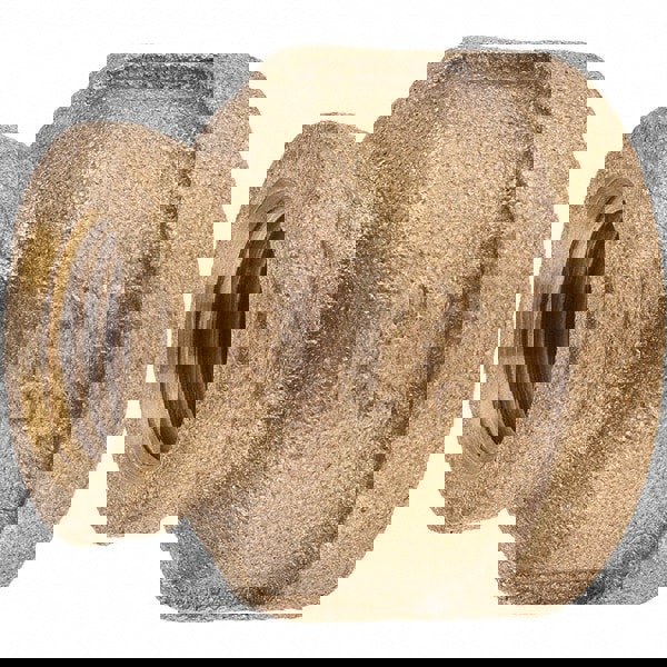 Brass Pipe Reducing Coupling: 3/4 x 3/8