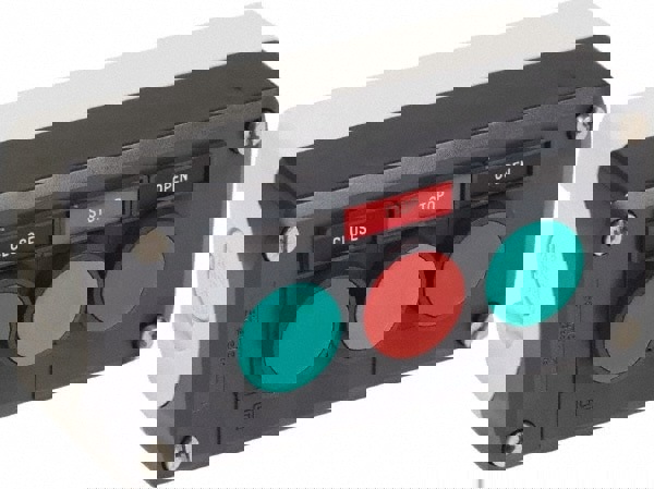 Push-Button Control Station: Momentary,