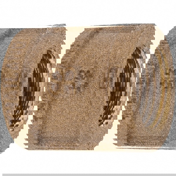 Brass Pipe Coupling: 1/2