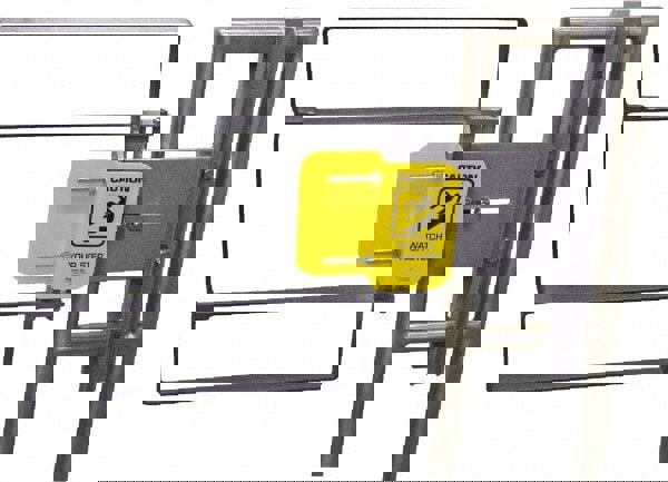 Galvanized Carbon Steel Self Closing Rail Safety Gate