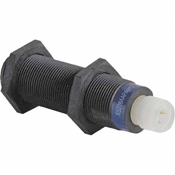 Inductive Proximity Sensor: Cylinder, 7 mm Detection Distance