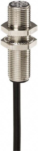 Inductive Proximity Sensor: Cylinder, 4 mm Detection Distance