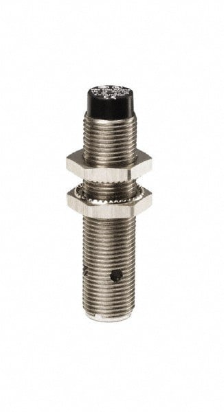 Inductive Proximity Sensor: Cylinder, 4 mm Detection Distance