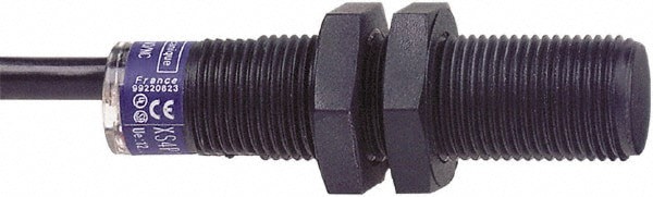 Inductive Proximity Sensor: Cylinder, 4 mm Detection Distance