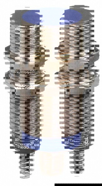 Inductive Proximity Sensor: Cylinder Shielded, 0.59