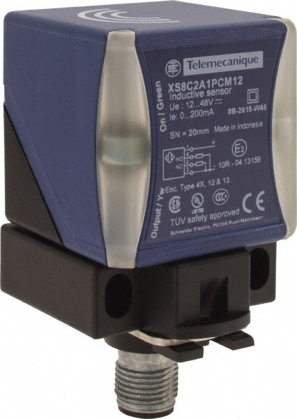 Inductive Proximity Sensor: Rectangular, 20 mm Detection Distance