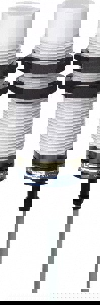 Capacitive Proximity Sensor: Cylinder, 15 mm Detection Distance