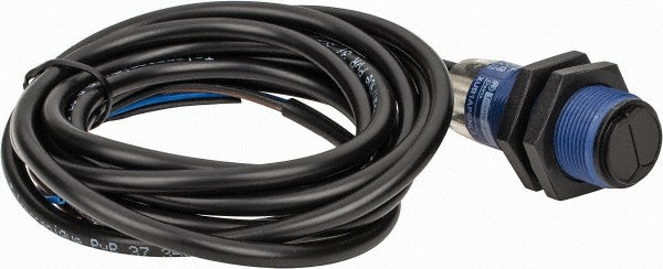Cable Connector, 4m Nominal Distance, Shock and Vibration Resistant, Retroreflective Photoelectric Sensor