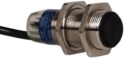 Cable Connector, 2m Nominal Distance, Shock and Vibration Resistant, Polarized Retroreflective Photoelectric Sensor