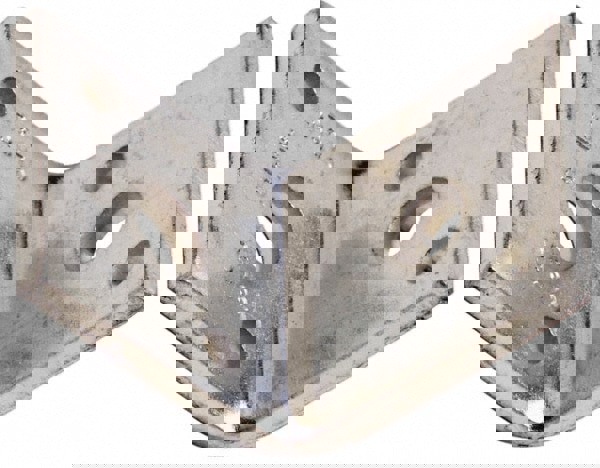 Strut Channel Reversible Angle Clip: Use with Rod to Beam or Wall Bracket